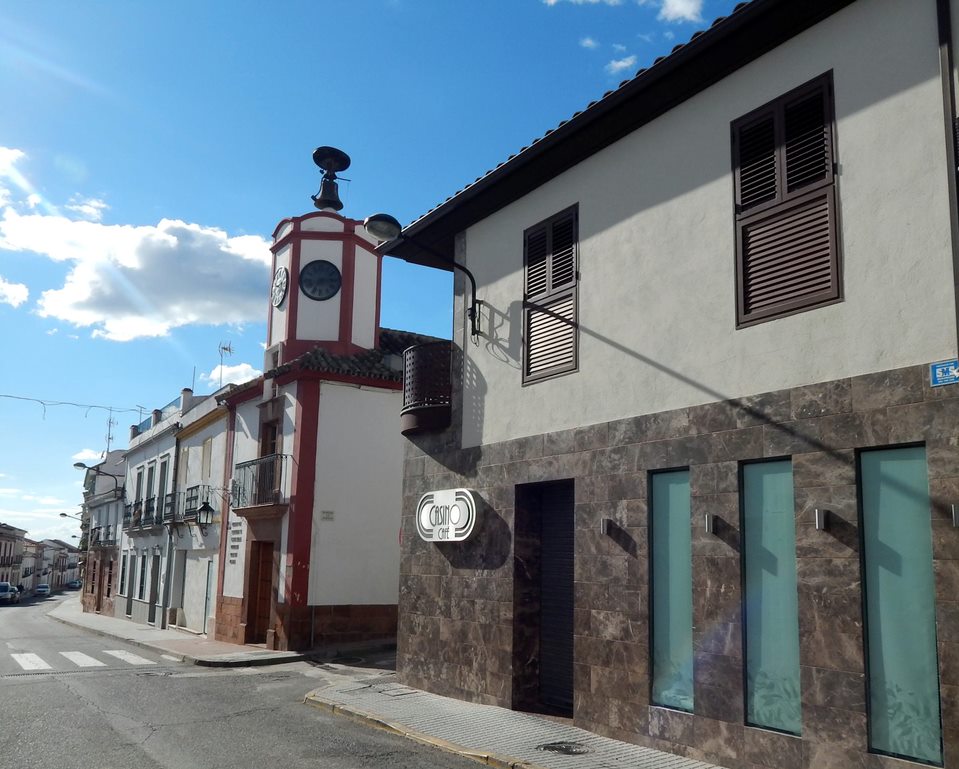 Museo Pintura y Escultura y Reloj en Pedro Abad
